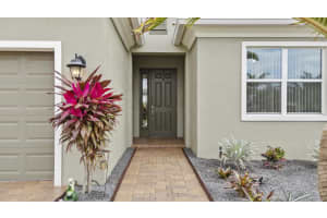 8735 Vico Way, Port Saint Lucie, FL 34987 - MLS#R11155899