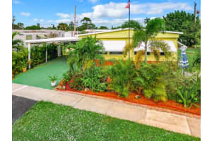 4215 Meadow View Drive, Boynton Beach, FL 33436 - MLS#R11155935