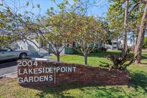 2004 Lake Osborne Drive, Lake Worth Beach, FL 33461 - MLS#R11155942