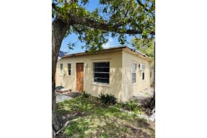 1101 Federal Highway, Lake Worth Beach, FL 33460 - MLS#R11155958