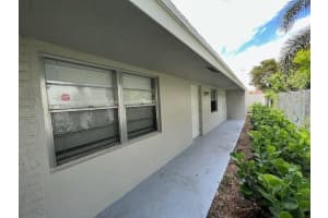 1611 Johnson Street, Lake Worth Beach, FL 33460 - MLS#R11155978