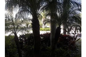 37 Harbour Isle Drive, Fort Pierce, FL 34949 - MLS#R11156051