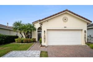 222 Manatee Springs Way, Port Saint Lucie, FL 34986 - MLS#R11156126