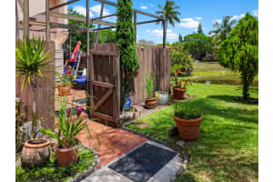 6254 Seven Springs Boulevard, Greenacres, FL 33463 - MLS#R11156166