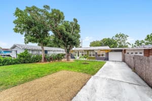 709 9th Court, Delray Beach, FL 33444 - MLS#R11156175