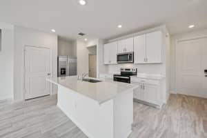 587 Salisbury Circle, Fort Pierce, FL 34982 - MLS#R11156177