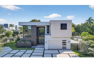 750 16th Avenue, Fort Lauderdale, FL 33304 - MLS#R11156283