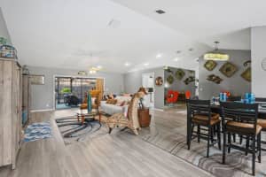 9284 Laurel Green Drive, Boynton Beach, FL 33437 - MLS#R11156294