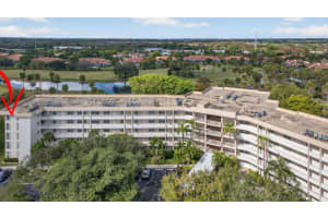 3960 Oaks Clubhouse Drive, Pompano Beach, FL 33069 - MLS#R11156329