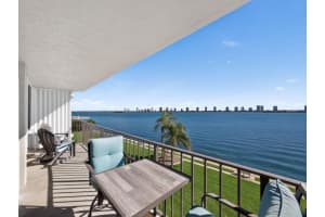 801 Lake Shore Drive, Lake Park, FL 33403 - MLS#R11156332