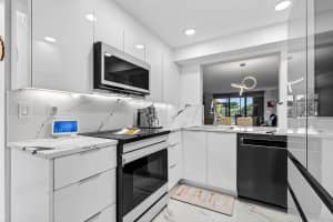 1266 Military Trail, Deerfield Beach, FL 33442 - MLS#R11156425