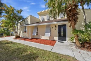 511 Comet Terrace, Port Saint Lucie, FL 34953 - MLS#R11156436