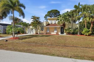 511 Comet Terrace, Port Saint Lucie, FL 34953 - MLS#R11156436