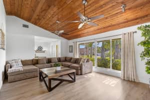 1887 Finn Hill Drive, Boynton Beach, FL 33426 - MLS#R11156502