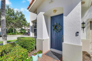 552 Tomahawk Court, Palm Beach Gardens, FL 33410 Sold 02/20/26