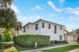 552 Tomahawk Court, Palm Beach Gardens, FL 33410 Sold 02/20/26