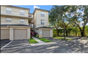 2100 Greenview Shores Boulevard, Wellington, FL 33414 - MLS#R11156572