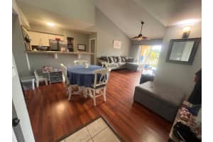 1707 Village Boulevard, West Palm Beach, FL 33409 - MLS#R11156605