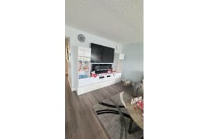 3021 Ellesmere B 3021, Deerfield Beach, FL 33442, Deerfield Beach, FL 33442 - MLS#R11156610