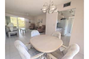 2 Golfs Edge D, West Palm Beach, Fl 33417, West Palm Beach