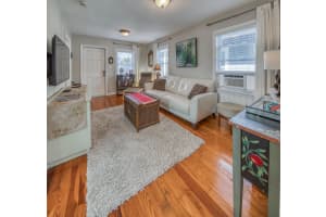 126 F Street, Lake Worth Beach, FL 33460 - MLS#R11156663