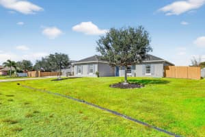 375 Alcan Drive, Port Saint Lucie, FL 34953 - MLS#R11156686