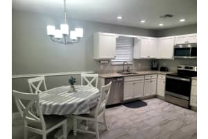 511 Pine Street, Lantana, FL 33462 - MLS#R11156745