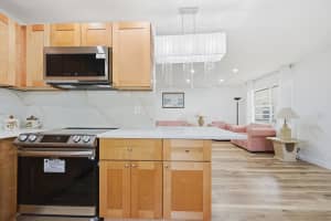 468 Normandy J, Delray Beach, FL 33484, Delray Beach, FL 33484 - MLS#R11156754