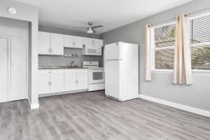 813 9th Avenue, Lake Worth Beach, FL 33460 - MLS#R11156819