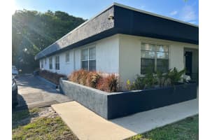 625 Oak Street, Boynton Beach, FL 33435 - MLS#R11156969