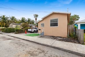 534 21st Street, West Palm Beach, FL 33407 - MLS#R11156985