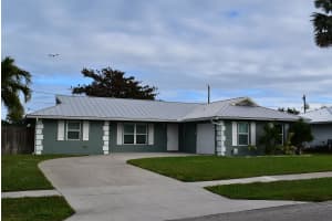 826 Palama Way, Lantana, FL 33462 - MLS#R11157052