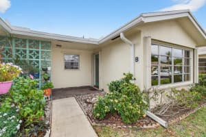 5066 Lakefront Boulevard, Delray Beach, FL 33484 - MLS#R11157109