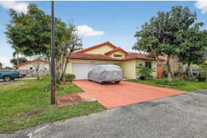 19065 85th Court, Hialeah, FL 33015 - MLS#R11157153