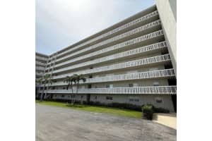 801 Lake Shore Drive, Lake Park, FL 33403 - MLS#R11157157