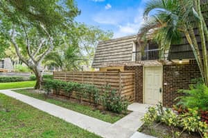 108 1st Terrace, Palm Beach Gardens, FL 33418 - MLS#R11157199