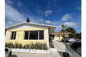 320 Blue Heron Boulevard, Riviera Beach, FL 33404 - MLS#R11157227