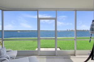 60 Yacht Club Drive, North Palm Beach, FL 33408 - MLS#R11157235