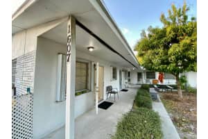 1607 Holly Street, Lantana, FL 33462 - MLS#R11157250