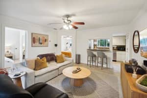 49 7th Avenue, Delray Beach, FL 33445 - MLS#R11157255