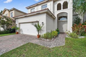 5742 Sterling Lake Drive, Fort Pierce, FL 34951 - MLS#R11157283