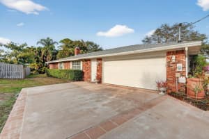1207 Palm Beach Road, Port Saint Lucie, FL 34952 - MLS#R11157302