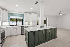 5 Copaire Drive, Sewalls Point, FL 34996 - MLS#R11157322