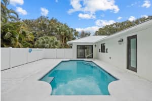 5 Copaire Drive, Sewalls Point, FL 34996 - MLS#R11157322