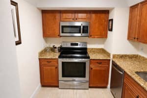 5600 Flagler Drive, West Palm Beach, FL 33407 - MLS#R11157374