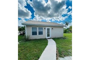1134 6th Street 1, Okeechobee, Fl 34974, Okeechobee