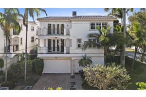 1600 Ne 9th Street 20, Fort Lauderdale, Fl 33304 Fort Lauderdale, FL 33304 - Off Market