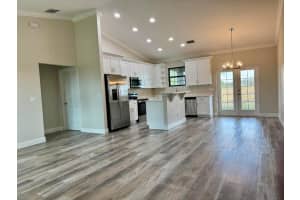 5009 42nd Street, Okeechobee, FL 34974 - MLS#R11157429