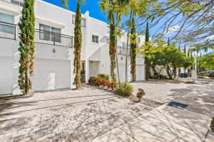 830 Ne 19th Avenue, Fort Lauderdale, Fl 33304, Fort Lauderdale