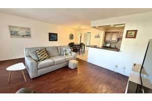 8 Ventnor A, Deerfield Beach, FL 33442, Deerfield Beach, FL 33442 - MLS#R11157595